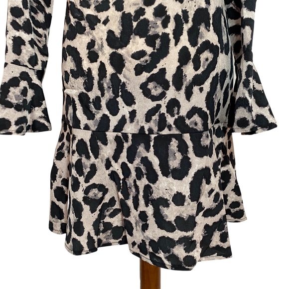 Summer Chiffon Leopard Mini Dress with Bell Sleeve - Picture 11 of 13